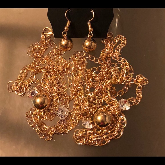 Necklace and Matching Earrings - Picture 4 of 6